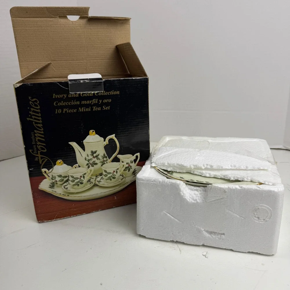 Formalities Baum Brothers Ivory Gold 10 Piece Mini Tea Set Holly Berry FIGHL17